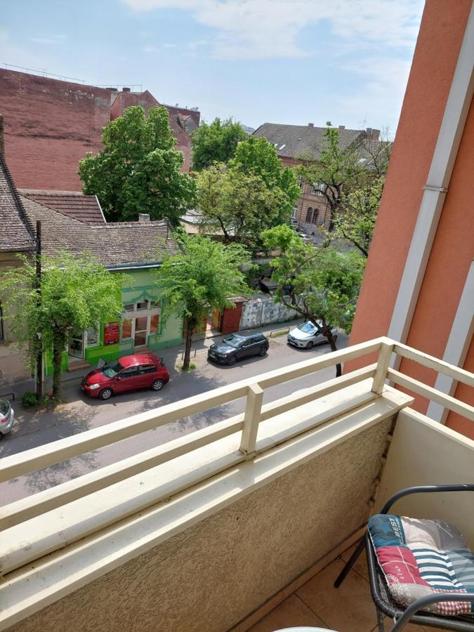 Apartamento Smiley 2 - Subotica Centar Exterior foto